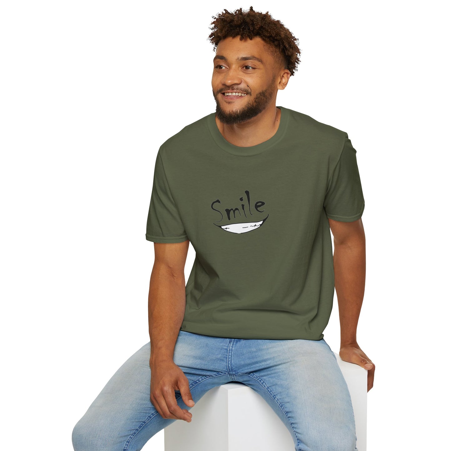 Smile Minimalist T-Shirt — Handwritten Smile Graphic Tee
